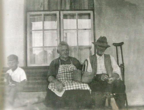 3 Maria and Hercules and Lourens on the verandah