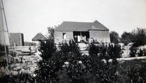 3 farmhouse in Kalahari