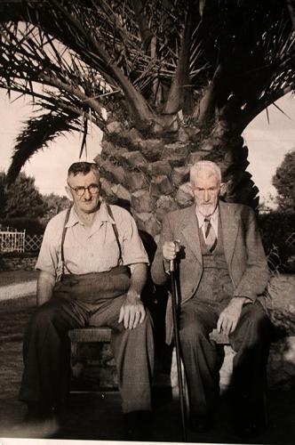 4 Hercules and his oldest son James