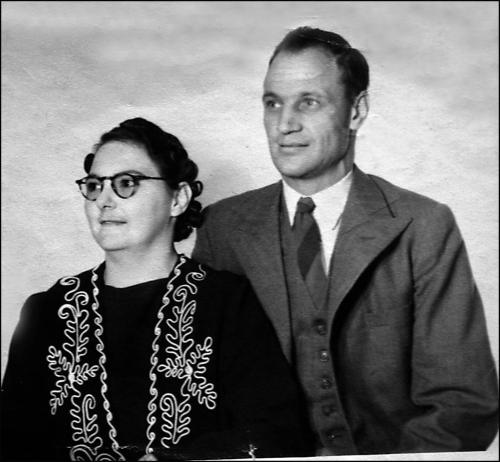 Johanna (Rheeders) and Michael vd Berg senior